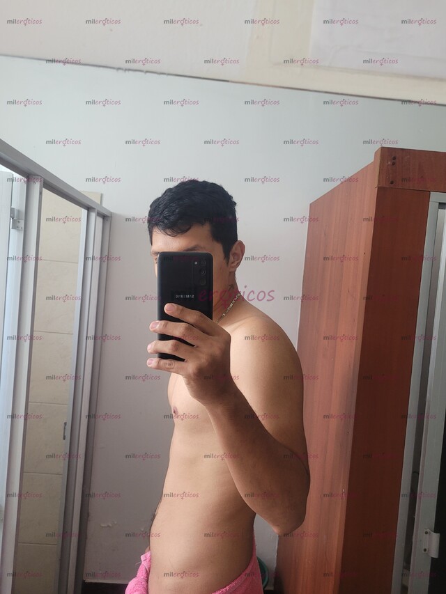 FOTOS DE JOVEN RECIEN LLEGADO A LA CIUDAD HETERO Y MUY COMPLACIENTE