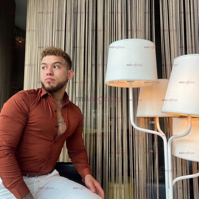 FOTOS DE DE VISITA EN CDMX JOSHUA ATLÉTICO DISPUESTO Y DISPONIBLE !!