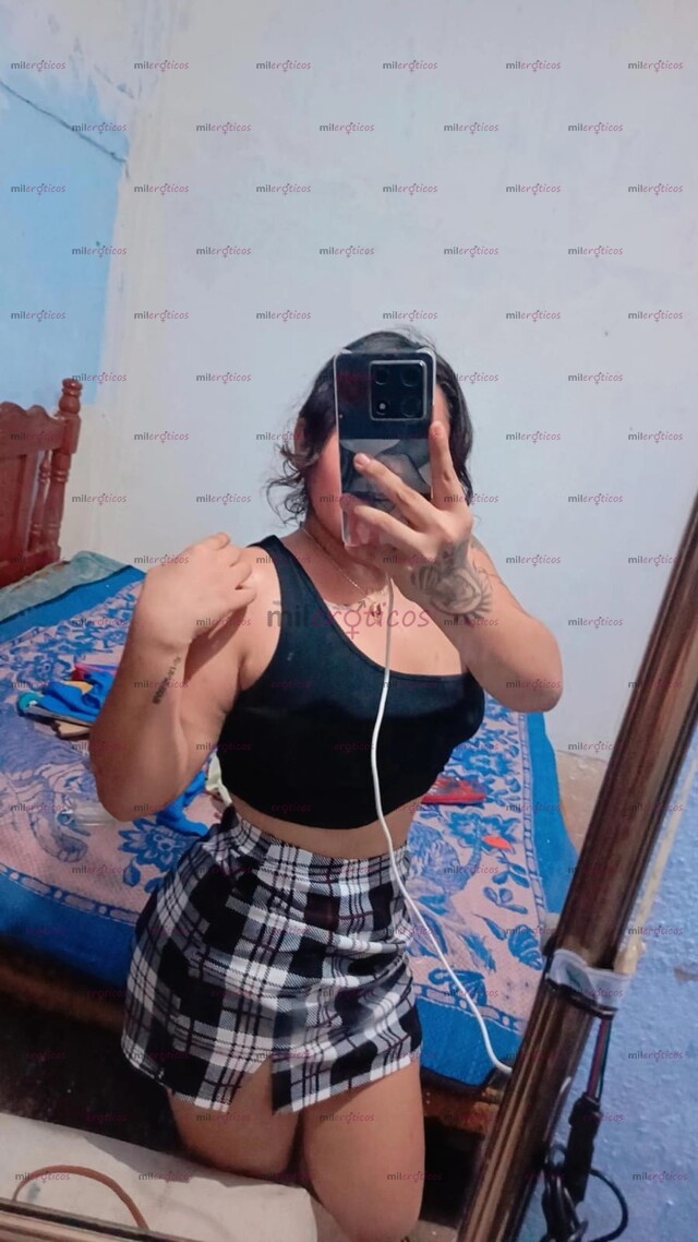 FOTOS DE BÉSAME, TÓCAME, HAZME TUYA, ¡SEAMOS UNO!