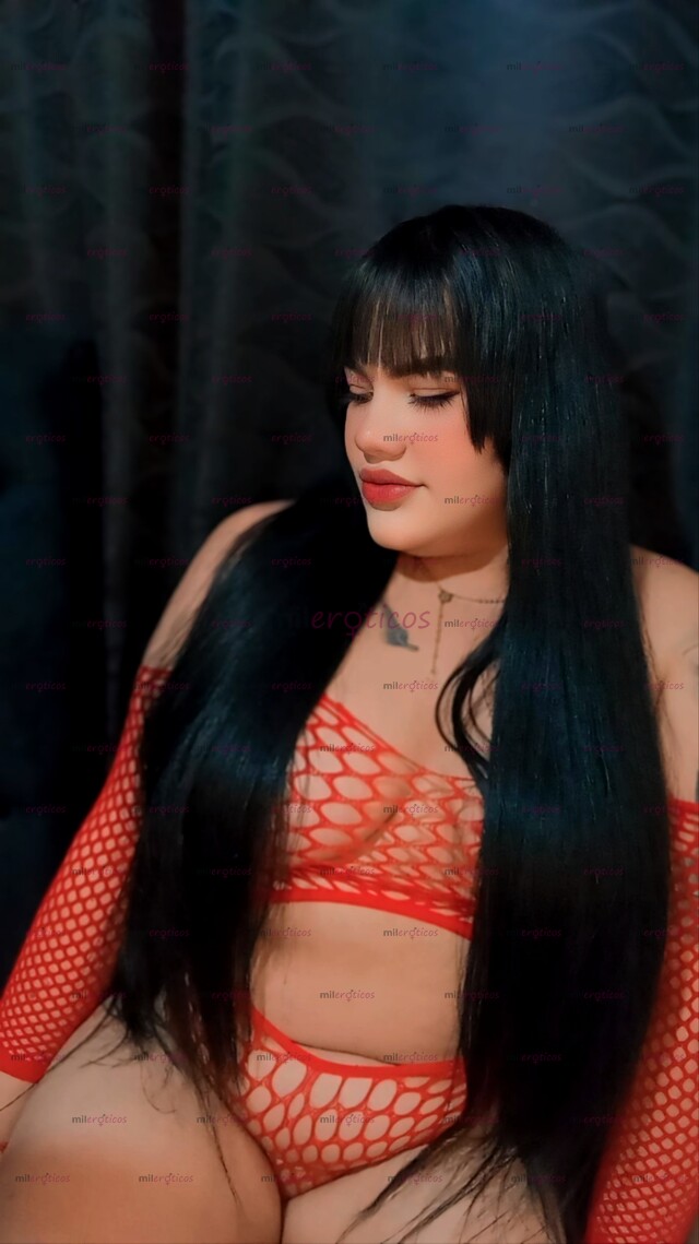 FOTOS DE PELI NEGRA DIVINA TU PERRITA ENCANTADORA