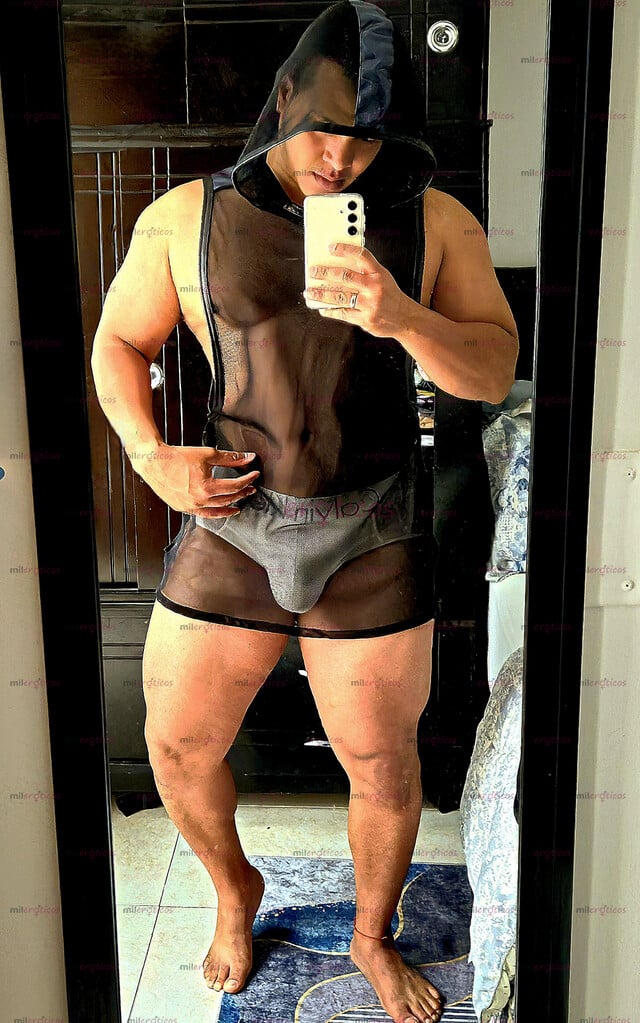 FOTOS DE ACTIVO MACHO RESERVADO VERGON MUSCULOSO LECHERO 22 CM GRUESO