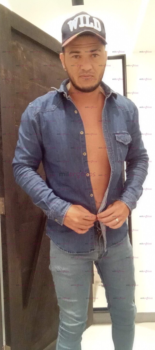 FOTOS DE VENEZOLANO BI SERIO, DISCRETO Y COMPLACIENTE.