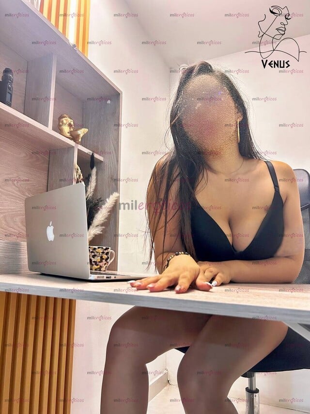 FOTOS DE SOFY UNA EXOTICA UNIVERSITARIA LOCA POR SER TUYA ME GUSTA LAS NUEVAS EXPERIENCIA
