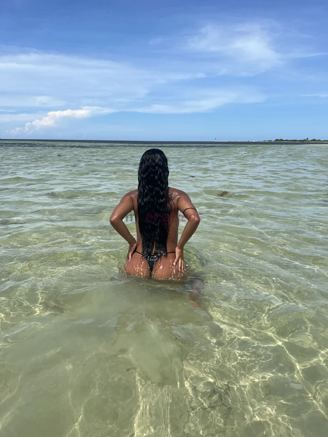 Masaje deportivo descontracturante y relajante tantrico no se o vive una experiencia placentera y unica lugar propio y discreto para mas informacion y...