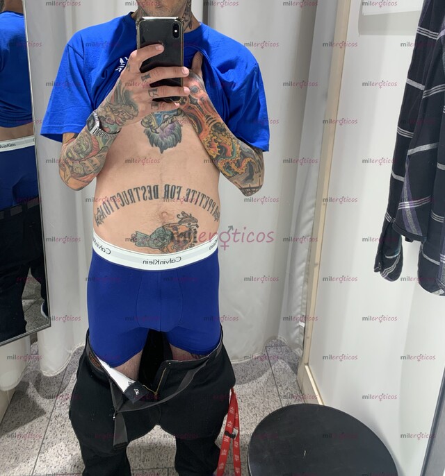 FOTOS DE CHACAL TATUADO CALIENTE, TE VA A GUSTAR MI CONTENIDO.