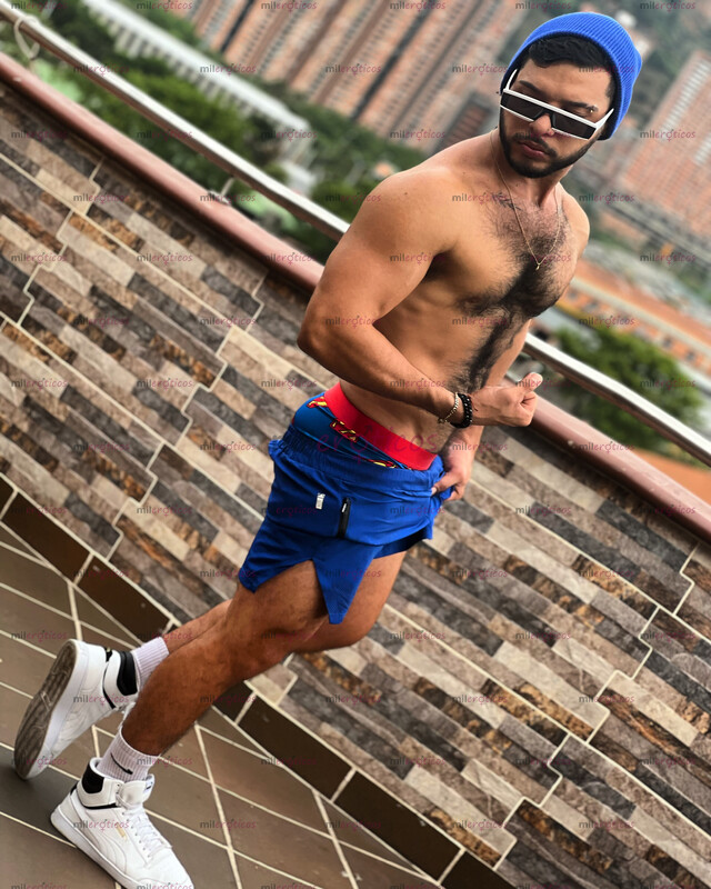 FOTOS DE ARON ACTIVO DOMINANTE Y COMPLACIENTE POCOS DÍAS