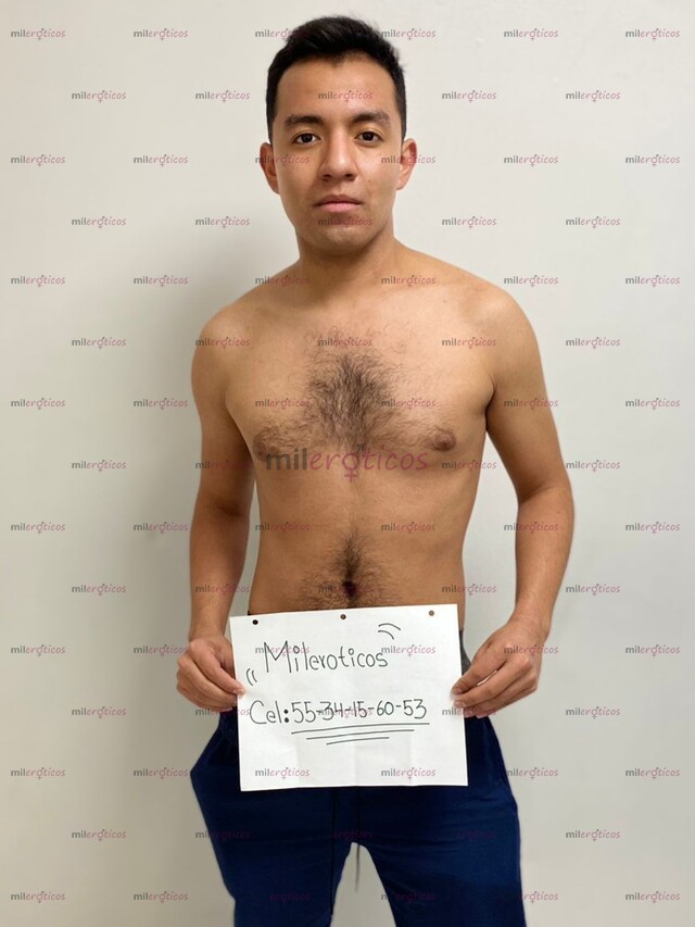 FOTOS DE VEN Y COMETE MI CULITO! SOY TONY 23 AÑOS, GRACIAS POR ENTRAR A MI PERFIL.
