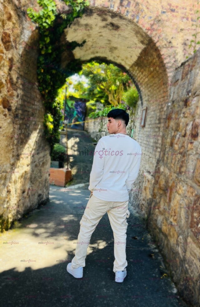 FOTOS DE CHICO MODELL EXCLUSIVO DISPONIBLE BOGOTÁ 24 7