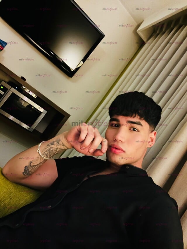 FOTOS DE CHICO MODELL EXCLUSIVO DISPONIBLE BOGOTÁ 24 7