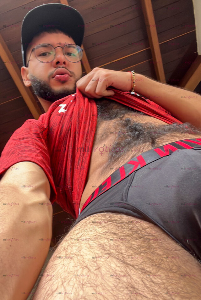 FOTOS DE JOVEN ACTIVO CALIENTE COMPLACIENTE Y LECHERO