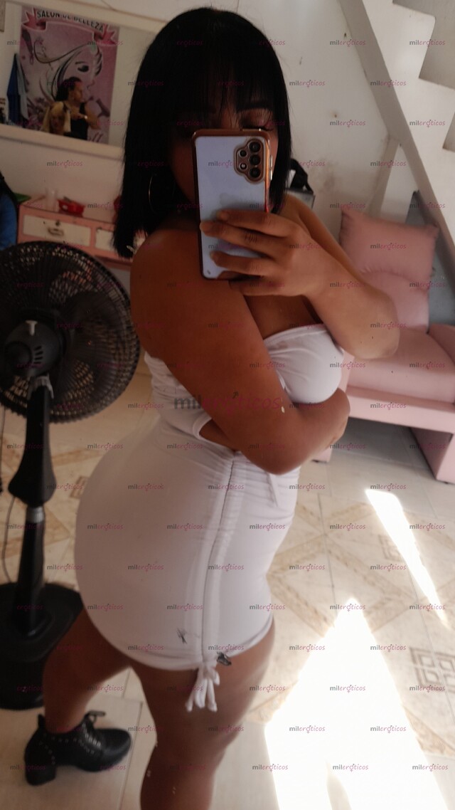 FOTOS DE MORENA , LLEGUE A CUMPLIR TODAS TUS FANTASIA