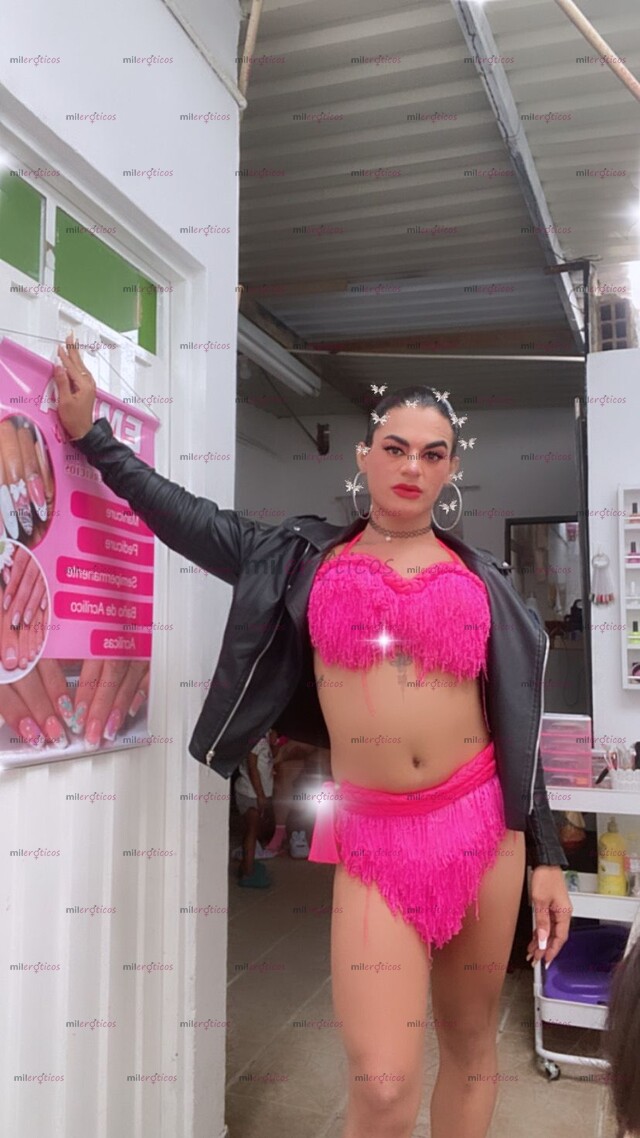 FOTOS DE KITTY SALAS UNA CHICA TRANS TRAGONA SUMISA BIEN EXÓTICA Y VERSÁTIL