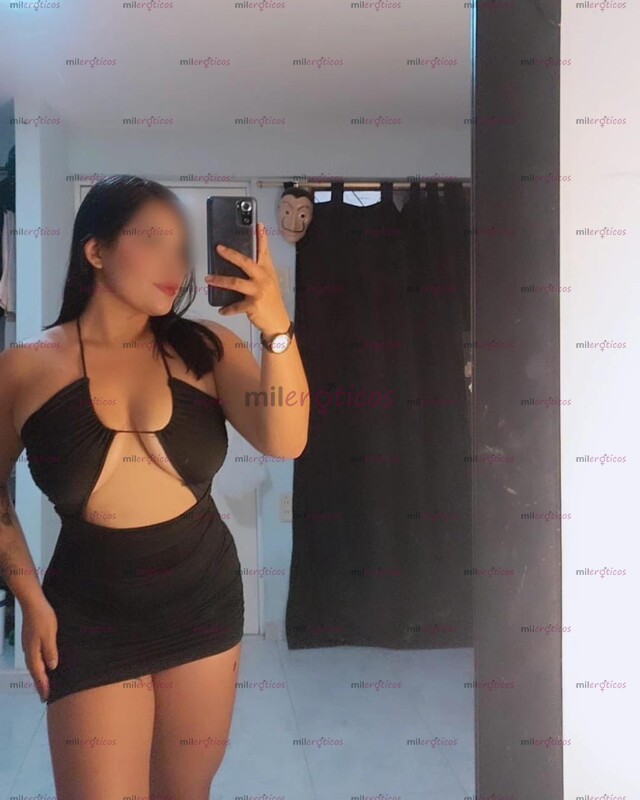 FOTOS DE SOY UNA NIÑA DE 19 AÑITOS MUY ARRECHITA CON GANAS DE SACAR TU LECHE