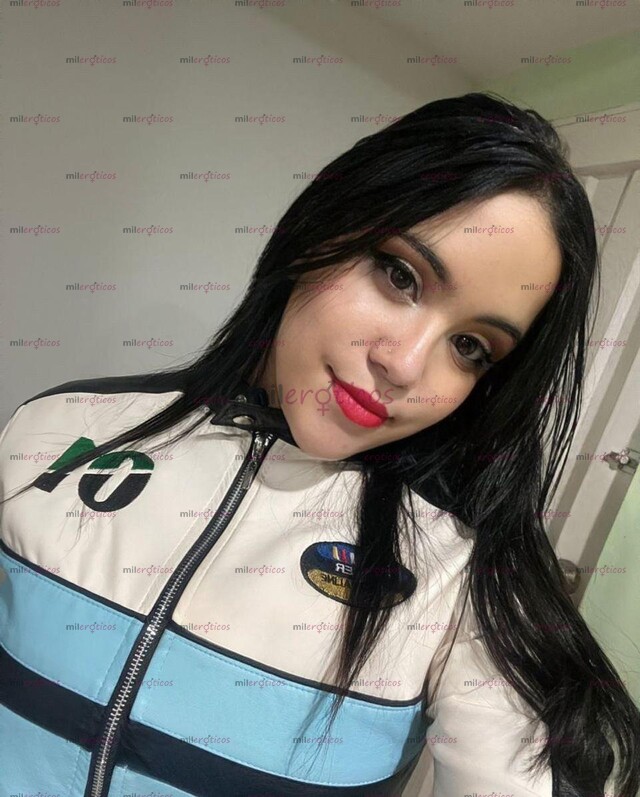 FOTOS DE HERMOSA MUJER BLANCA DE CABELLO NEGRO PARA SACAR TODA TU LECHITA