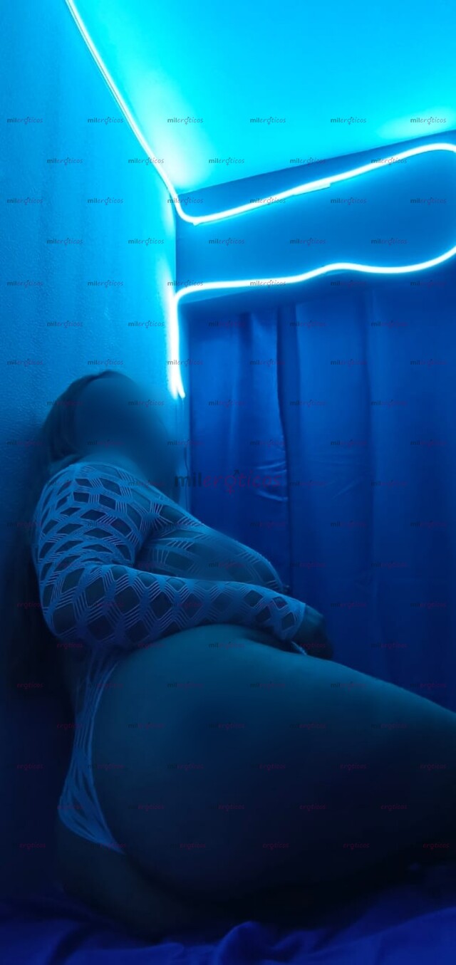 FOTOS DE NUEVA UBICACIÓN DE TU CURVY CON TETAS ENORMES GARGANTA PROFUNDA