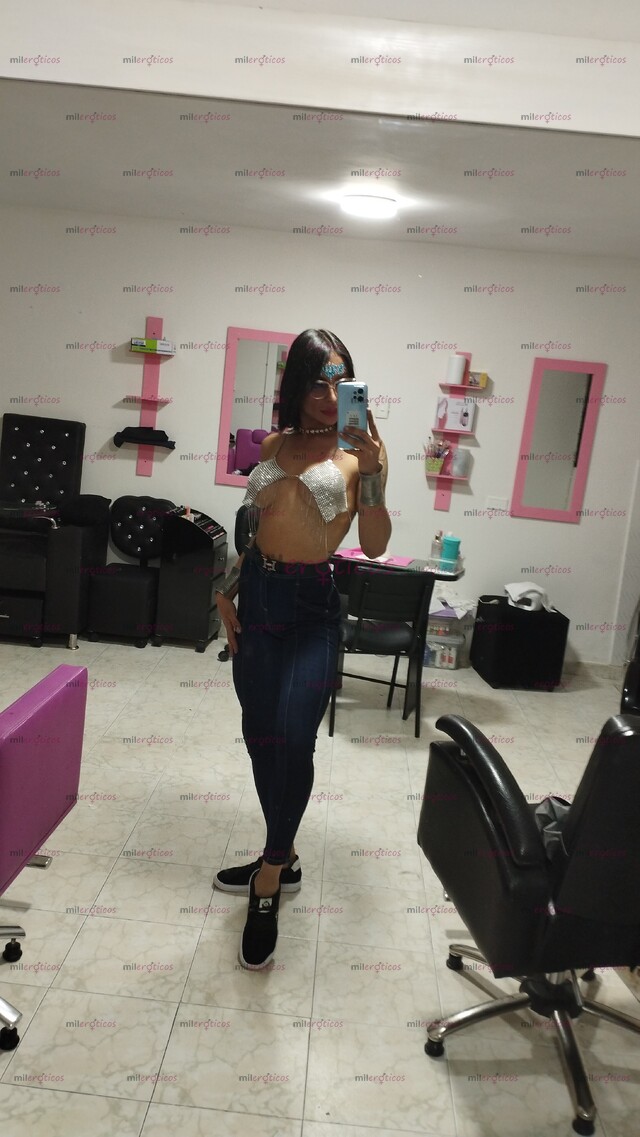 FOTOS DE DEJAME PALPAR TU CUERPO LENTAMENTE CON MIS MANOS