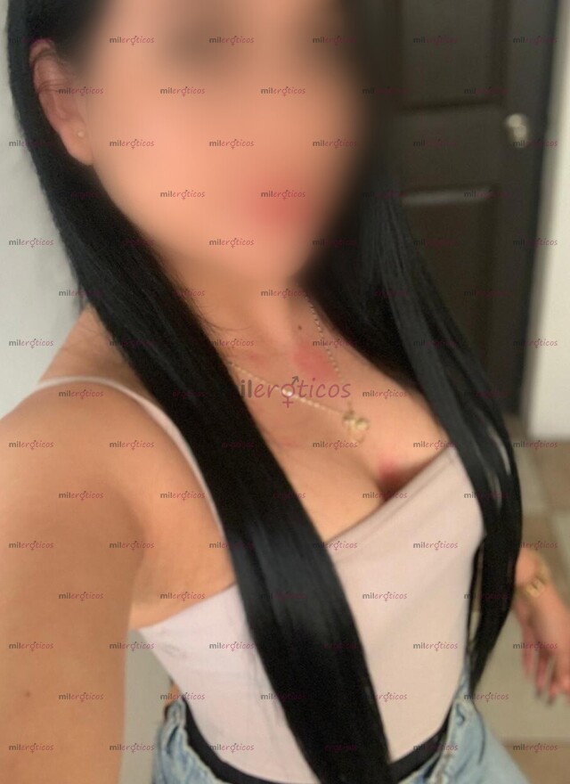 FOTOS DE REGINA UNA CHICA MUY CALIENTE Y COMPLACIENTE MI AMOR