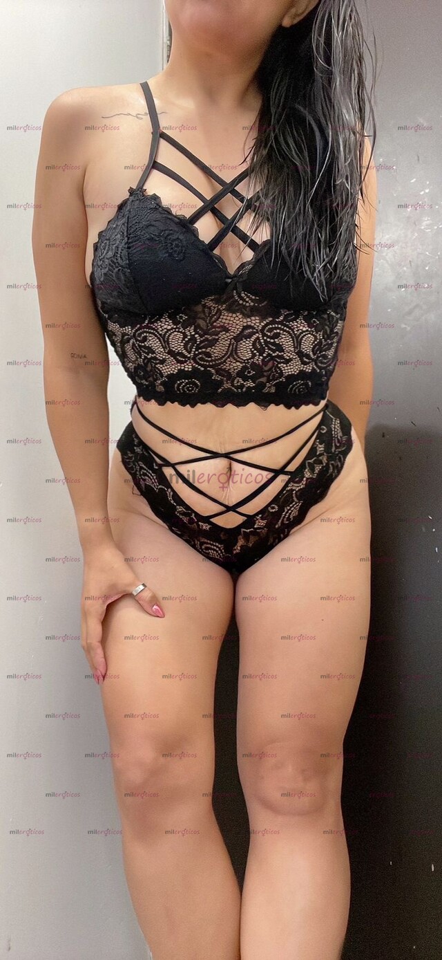 FOTOS DE DISFRUTA MIS EXCITANTES PEZONES PERFORADOS ESTOY INICIÁNDOME