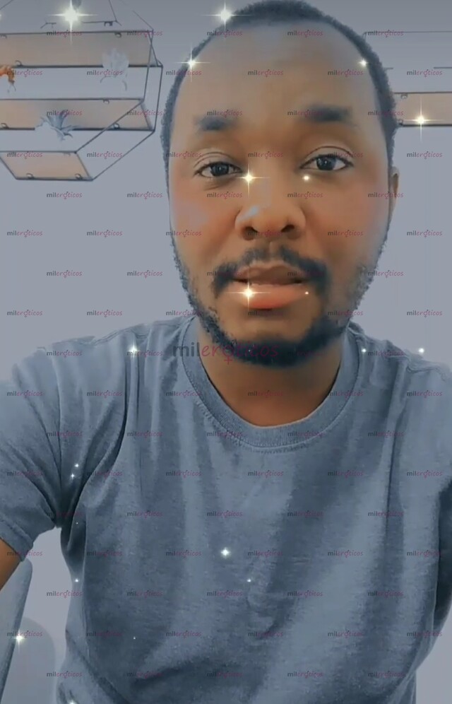 FOTOS DE MORENO DE FUEGO COMPLACIENTE A TU DISPOSICIÓN PARA TU DESESTRES