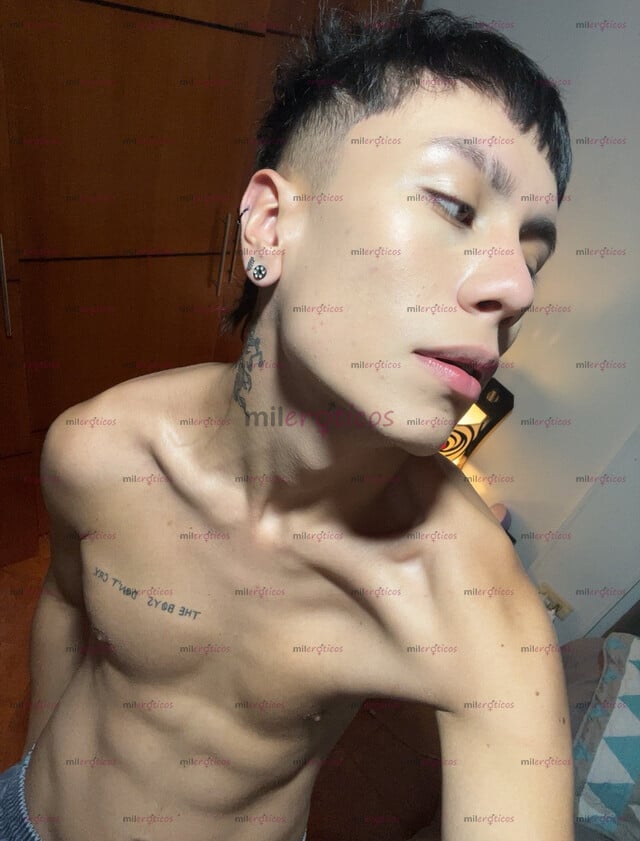 FOTOS DE POLLO PAISA HETERO BLANCO TATUADO DE 1.90 FULL MORBOSO POR POCOS DÍAS