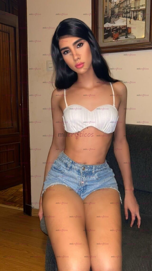 FOTOS DE HERMOSA TRANS FIESTERA VERSATIL ACTIVA VERGONA PASIVA CULONA SUPER COMPLACIENTE.