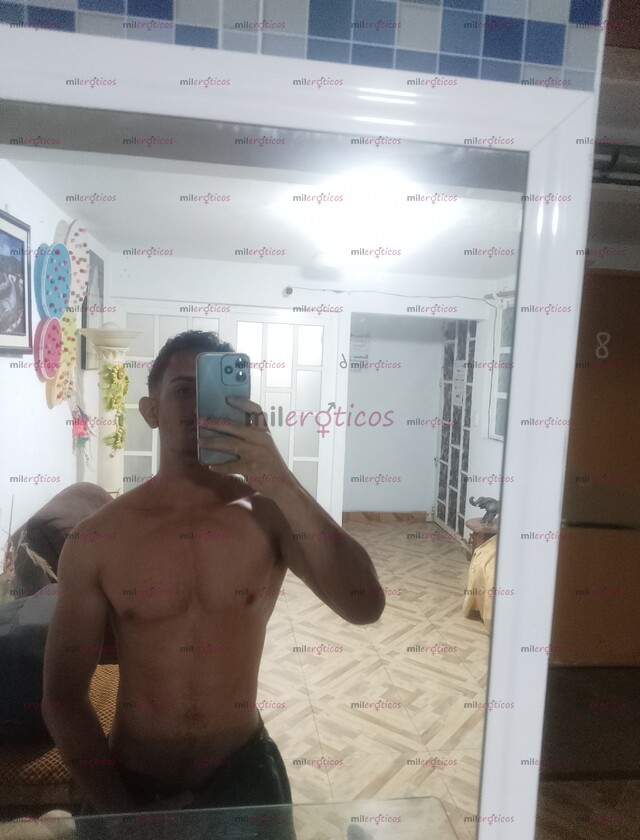 FOTOS DE CHICO CUBANO DISPONIBLE PARA VIVIR EXPERIENCIAS INOLVIDABLES