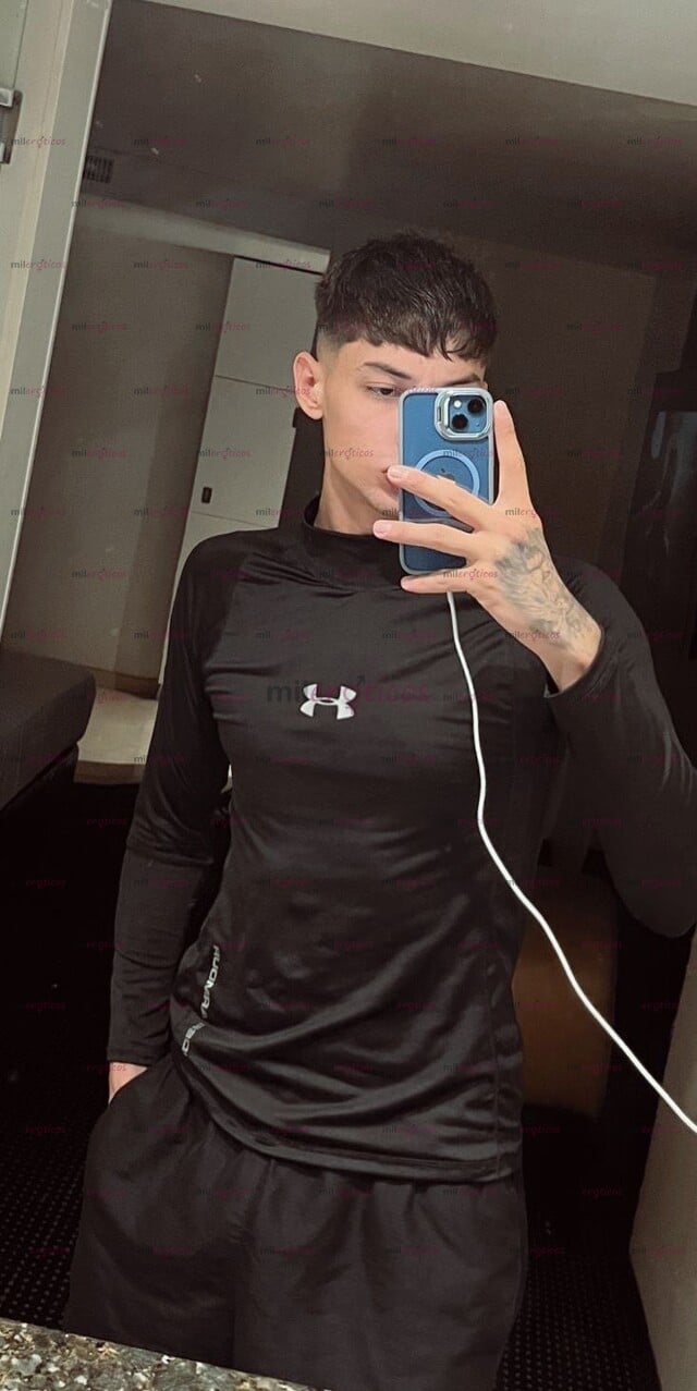 FOTOS DE HOLA SOY CONOR VERGA DE 22 CENTÍMETROS Y SUPER CACHONDO