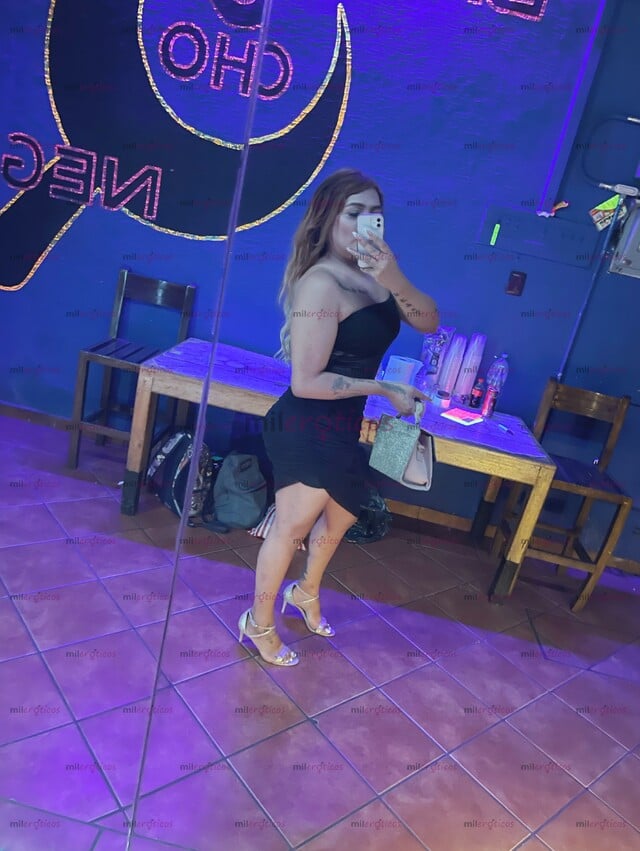 FOTOS DE HOLA AMOR MI NOMBRE ES ASHLEY ALEXA ES UNA MUJER TRANS RICA FEMENINA