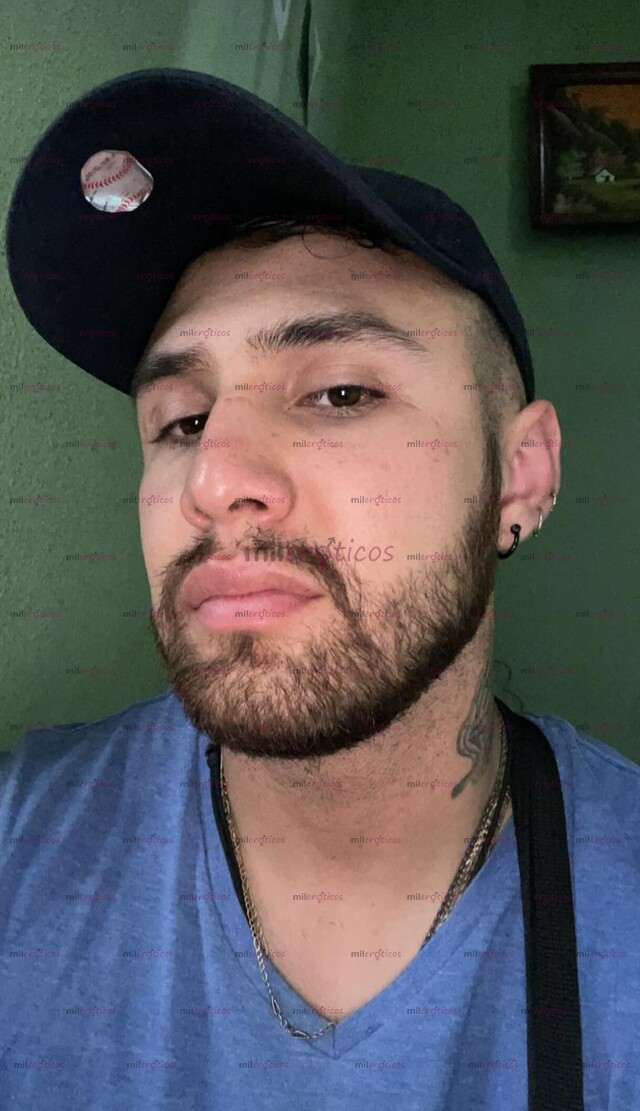 FOTOS DE ME LLAMO ZYYZ CHICO TATUADO, AMABLE, CACHONDO, LIMPIO, GUAPO Y SIEMPRE PERFUMADO