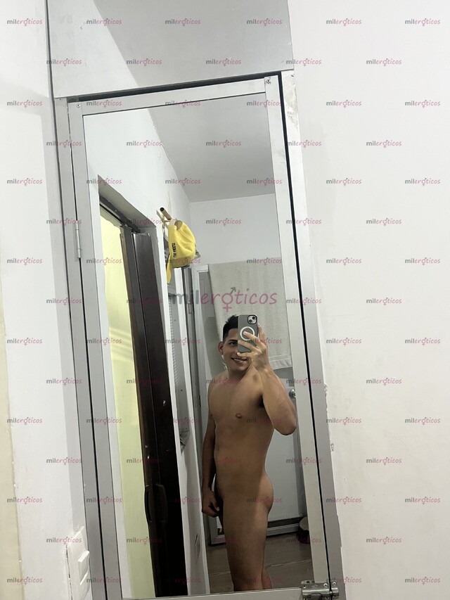 FOTOS DE CONTENIDO DE CHICO PINTA Y SEXY DE GRAN VERGA ESTÁ PARA COMPLACERTE