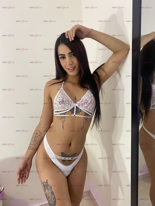 FOTOS DE BEBESITA DESCOMPLICADA FULL MORBOSA CON BUENA DOTACION MUY LECHERA