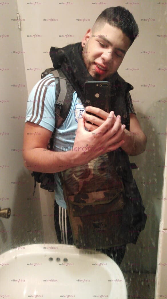 FOTOS DE SOY JAIR, EL REY DE LA LENGUA Y MASAJES RELAJANTES, CONTACTAME 3215764469