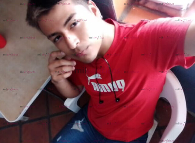 FOTOS DE CHAVO JOVEN DE BUEN BUENA HONDA DISPUESTO A PASARLA BIEN