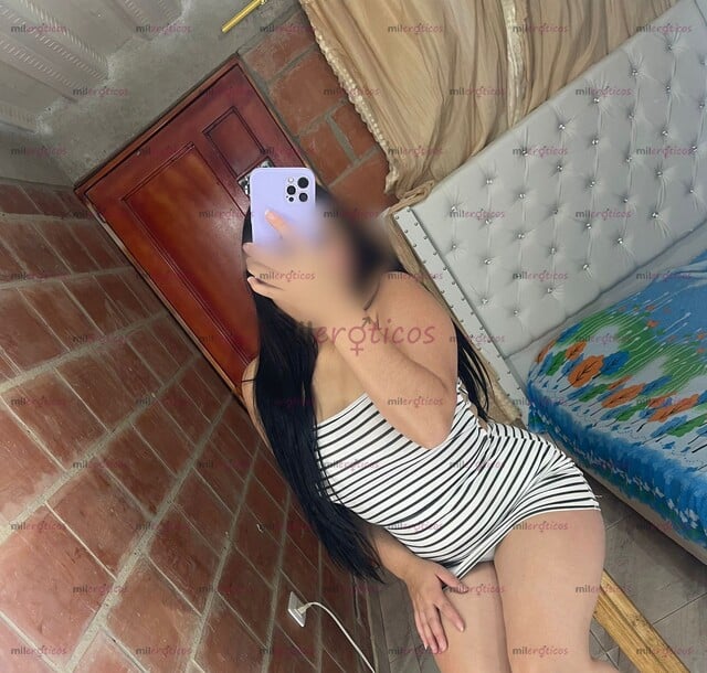 FOTOS DE HOLA AMOR SOY NAYSHA DISPUESTA A CUMPLIR TUS FANTASÍAS Y SACARTE TODA TU LECHIT