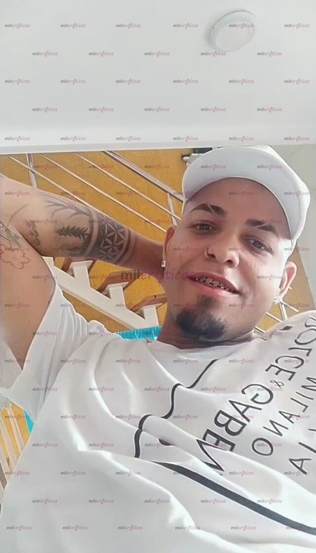 FOTOS DE CHICO ACTIVO DISPONIBLE PARA CUMPLIR TUS FANTASÍAS SEXUALES