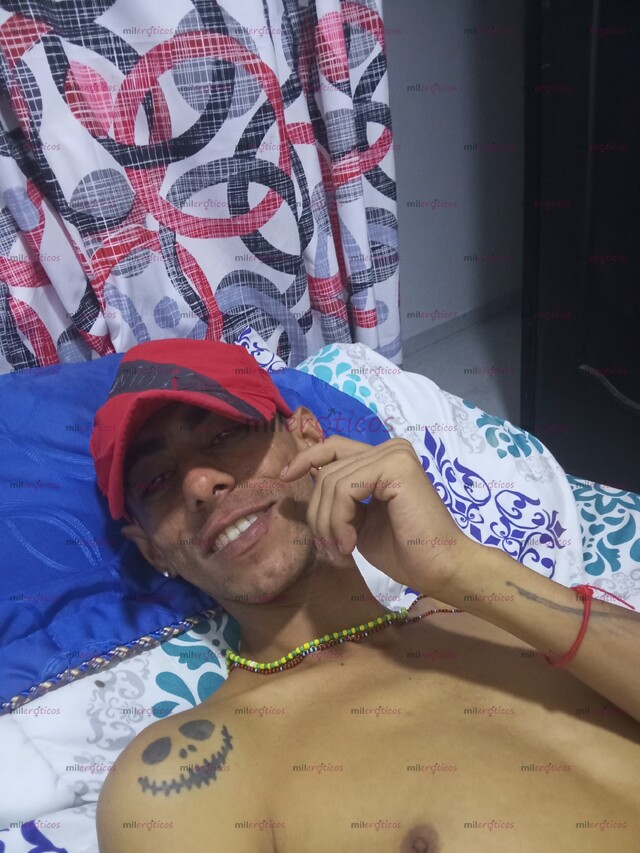 FOTOS DE HOLA JOVEN VERGON DISPUESTO A CUMPLIR SU FANTACIAS.