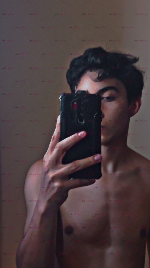 FOTOS DE SOY JUAN PABLO LEÓN, UN JOVEN DEDICADO A SATISFACER DAMAS.