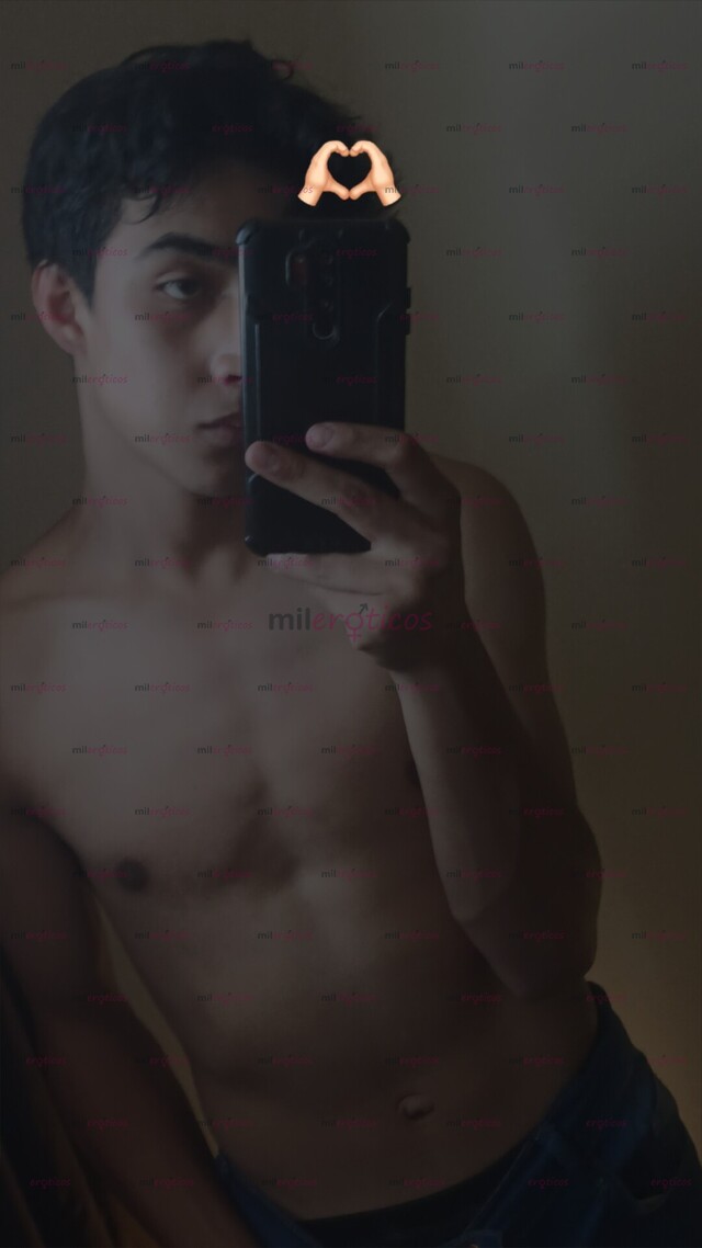 FOTOS DE SOY JUAN PABLO LEÓN, UN JOVEN DEDICADO A SATISFACER DAMAS.