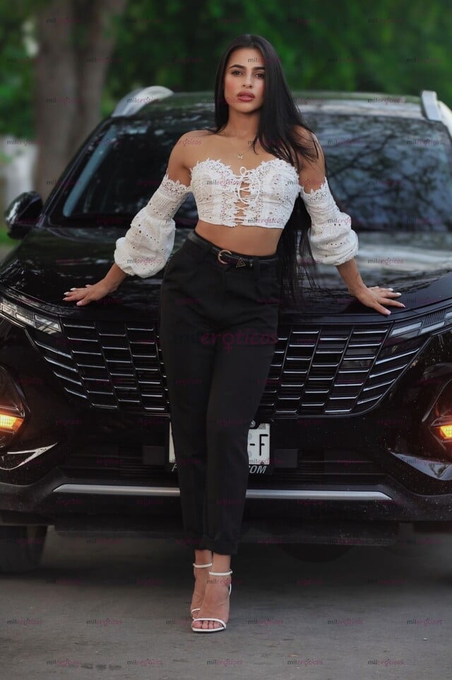 FOTOS DE LINDA COLOMBIANA MUY CACHONDA CON GANAS DE PASAR UN RICO Y DELICIOSO ENCUENTRO