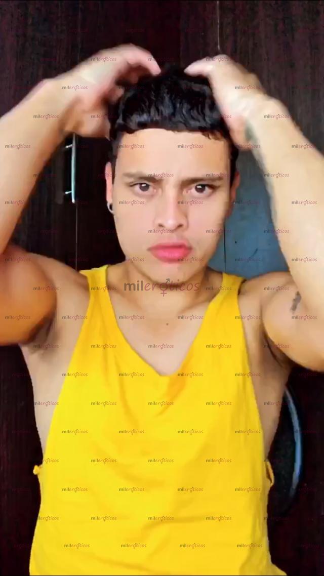 FOTOS DE ESTUDIANTE DISCRETO !!! GUAPO LECHER SEXOSO VERGON 23CM CON SITIO