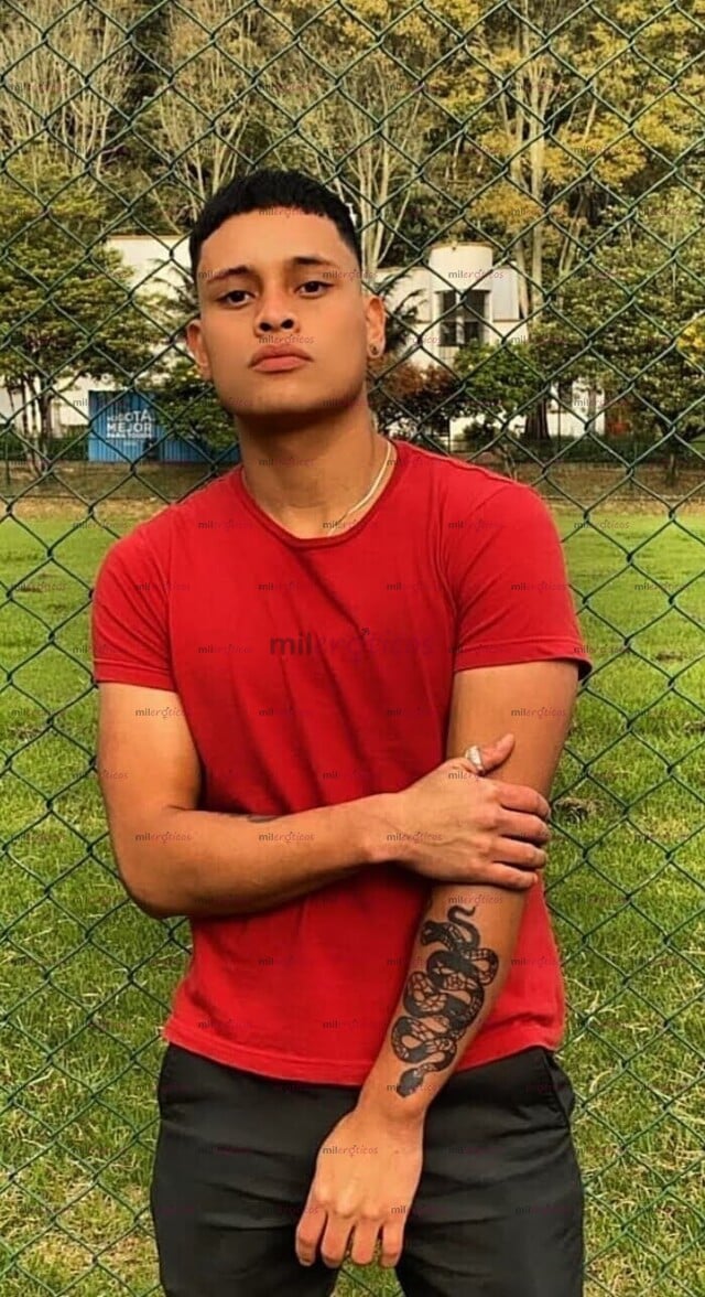 FOTOS DE KENNER DAVID ATRACTIVO MORENAZO DOTADO MASAJISTA