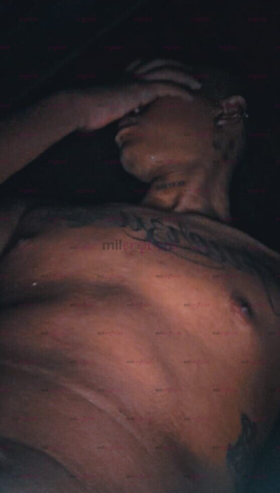 FOTOS DE SEXY, JOVEN, CHICO APUESTO, CON GANAS DE HACER MUCHA LOCURAS