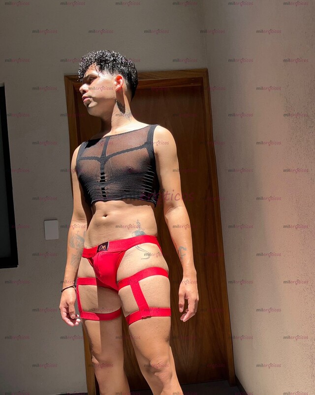 FOTOS DE SÚPER TOP CHICO INTER BUENA VERGA Y RICO CULO PUEDO SER TU AMO O TU PERRITA