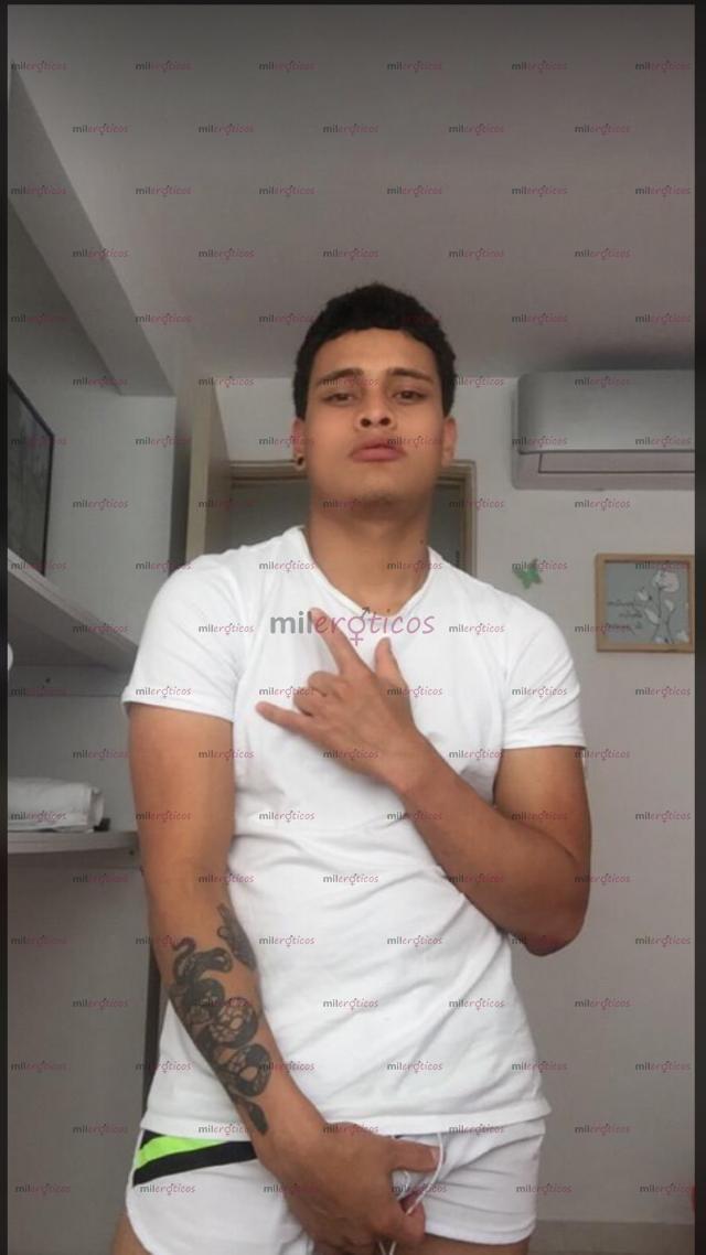 FOTOS DE JOVEN ATLÉTICO MACHO ACTIVO ((DISPONIBLE YA)) !!! FULL ERECCIÓN:::DOTADO 23CM!!!