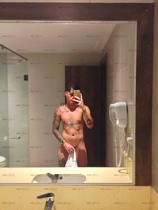 FOTOS DE EXTRANJERO MODELO INTERNACIONAL VERSÁTIL