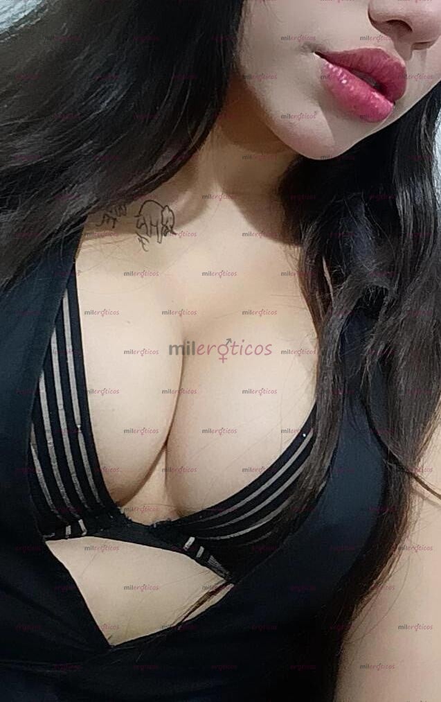 FOTOS DE SOY LÍA, NENA DE 22 COGEME MUY RICO HOY PONME EN 4