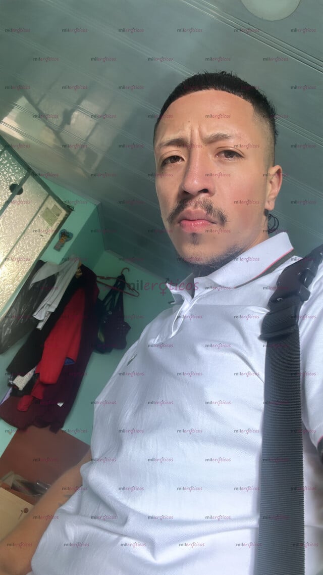 FOTOS DE TU RICO JOVEN ARRECHO,ARDIENTE QUIERE FOLLAR