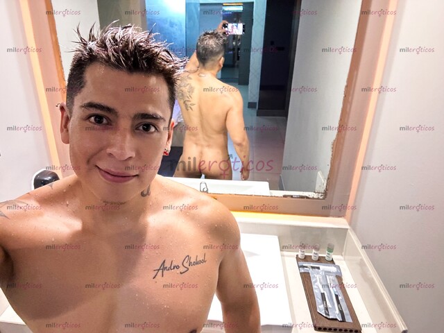 FOTOS DE MODELO INTER PASIVO CON BUEN CUERPO Y MUY CALIENTE