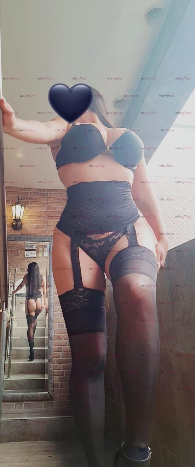 FOTOS DE HERMOSA CHICA DISPONIBLE PARA TI BEBÉ, ESTOY MUY CALIENTE