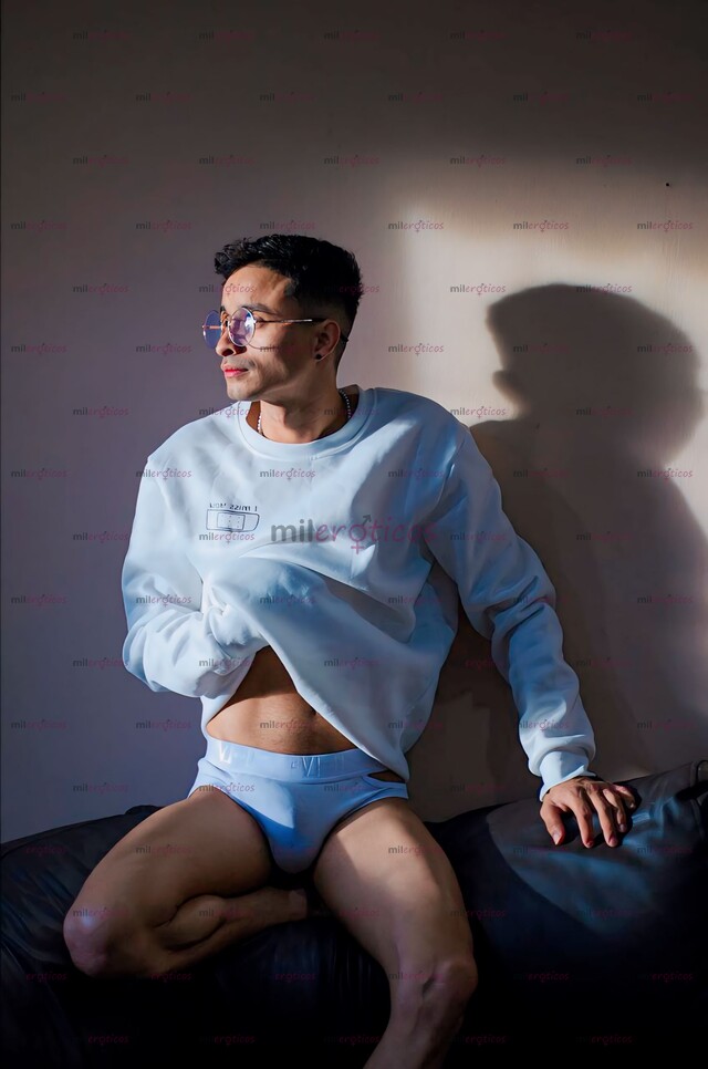 FOTOS DE CHICO DOTADO NUEVO EN LA CUIDAD, VERSÁTIL MAS ACTIVO Y FULL LECHERO